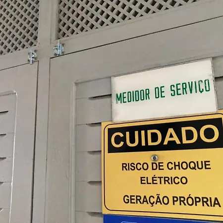 Joneson aluga um apto 3 Quartos na beira da Praia do Forte-2